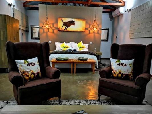 Luxury Family Room - Brakhoek Lodge @ Quaggasfontein Private Game Reserve