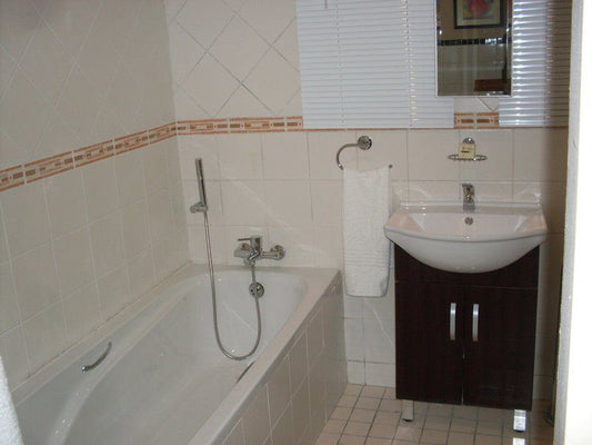 Queen S Place Kensington Johannesburg Gauteng South Africa Unsaturated, Bathroom