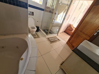 Quereba Bed And Breakfast Riviera Park Mahikeng North West Province South Africa Bathroom