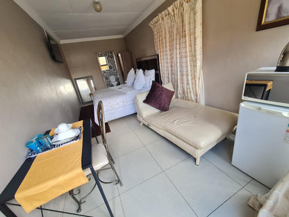 Quereba Bed And Breakfast Riviera Park Mahikeng North West Province South Africa 