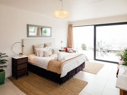 Room 6 - Luxury Table Mountain Suite @ Radium Hall