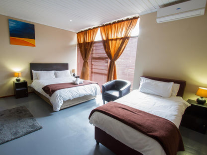 Queen & single bed @ Ramasibi Bed & Breakfast