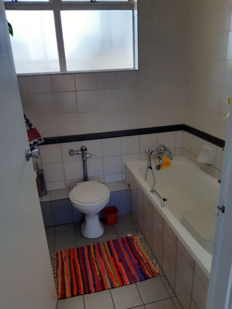 Rams Holiday Apartments 10 South 706 South Beach Durban Kwazulu Natal South Africa Bathroom