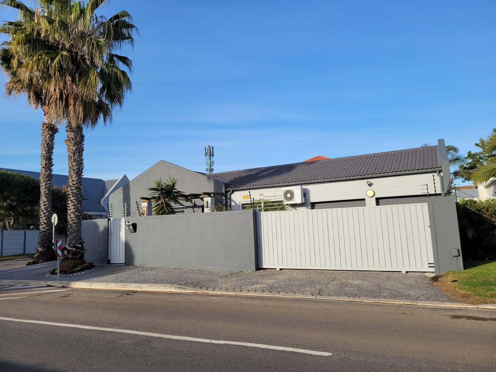 Raven House Blouberg Rise Cape Town Western Cape South Africa House, Building, Architecture, Palm Tree, Plant, Nature, Wood