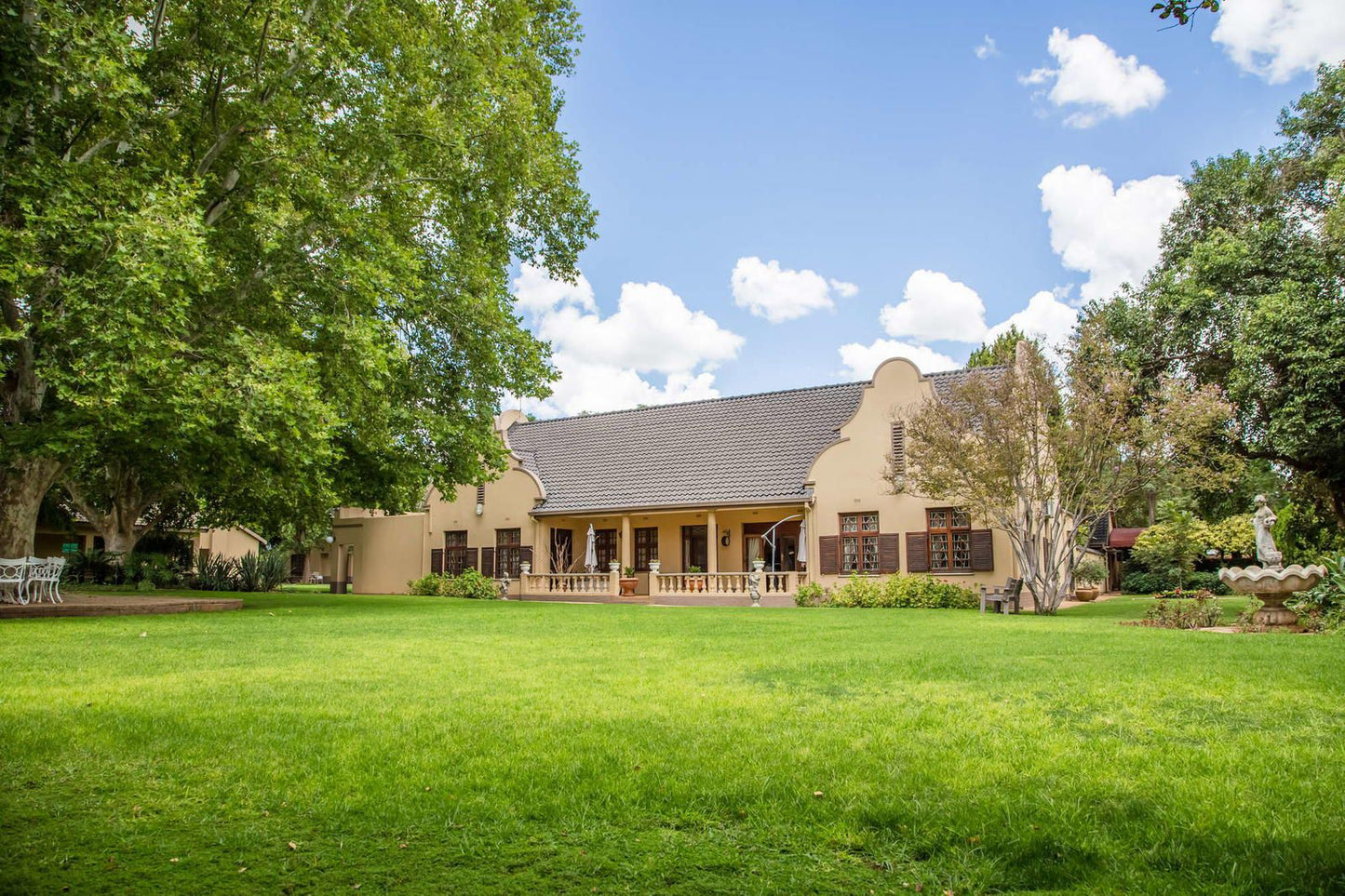 Readman Lodge Klerksdorp North West Province South Africa Complementary Colors, House, Building, Architecture