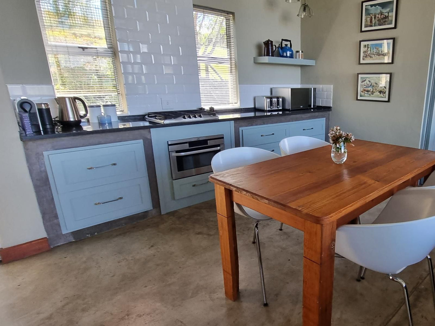 Red Mountain Retreat Clarens, Kitchen