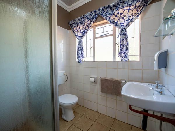 Red Sands Country Lodge Kuruman Northern Cape South Africa Bathroom