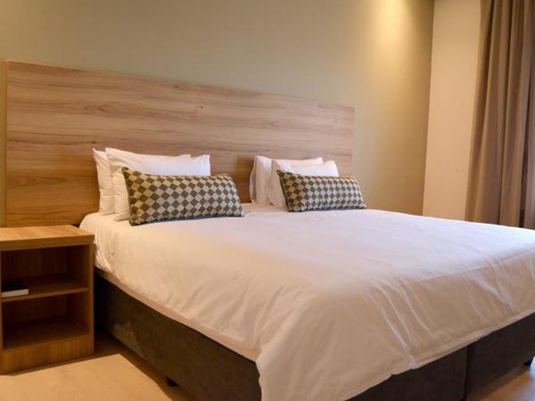 Deluxe King Room @ Regal Inn Hotel Midrand