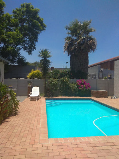 Regal Guest House Crown Gardens Johannesburg Gauteng South Africa Complementary Colors, House, Building, Architecture, Palm Tree, Plant, Nature, Wood, Garden, Swimming Pool