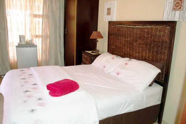 Relekane Guest House Generaal De Wet Bloemfontein Free State South Africa Bedroom