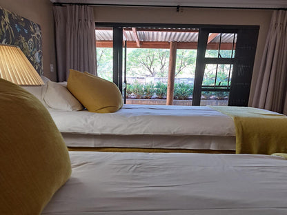 Double room with twin beds @ Remhoogte Mountain Lodge