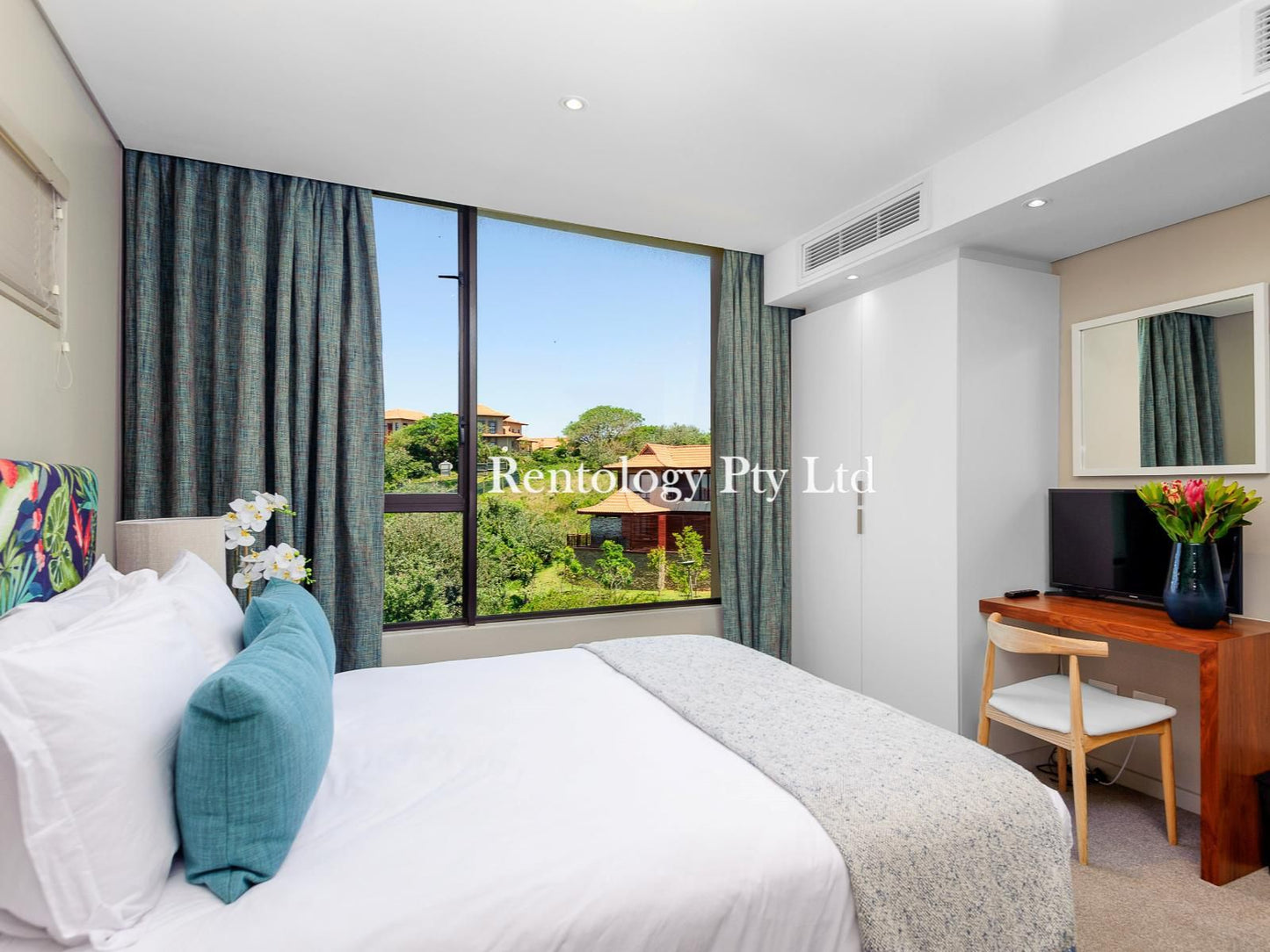 Rentology Pty Ltd, 413 Lavish 1 Bed Zimbali Suites, Bedroom