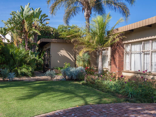 Rest A While Elardus Park Pretoria Tshwane Gauteng South Africa House, Building, Architecture, Palm Tree, Plant, Nature, Wood, Garden