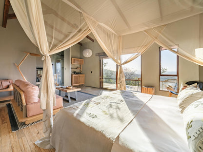 Honeymoon Villa - excluding levies @ Rhino Ridge Safari Lodge