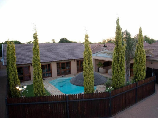 Rise And Shine Lodge Universitas Bloemfontein Free State South Africa House, Building, Architecture, Garden, Nature, Plant, Swimming Pool