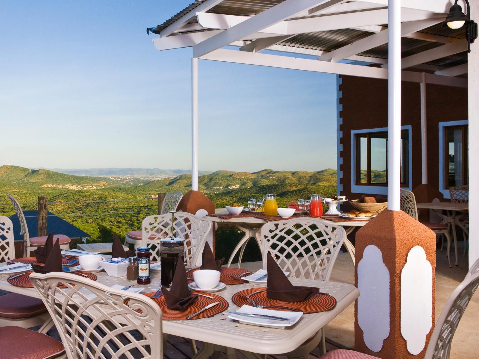 River Crossing Lodge, Balcony, Architecture