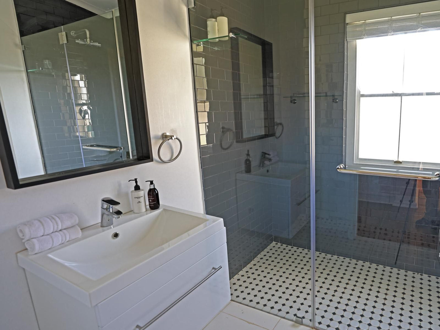 Riverbend Lodge, Luxury Suite, Bathroom