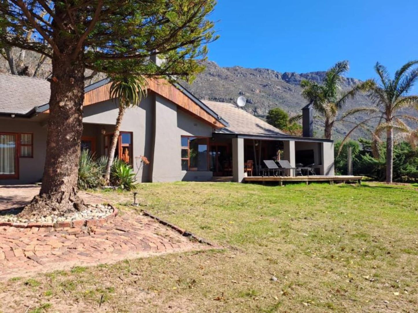 River Edge Accommodation Bainskloof Western Cape South Africa House, Building, Architecture, Palm Tree, Plant, Nature, Wood