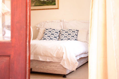 Riverfront Backpackers Redhouse Eastern Cape South Africa Colorful, Bedroom