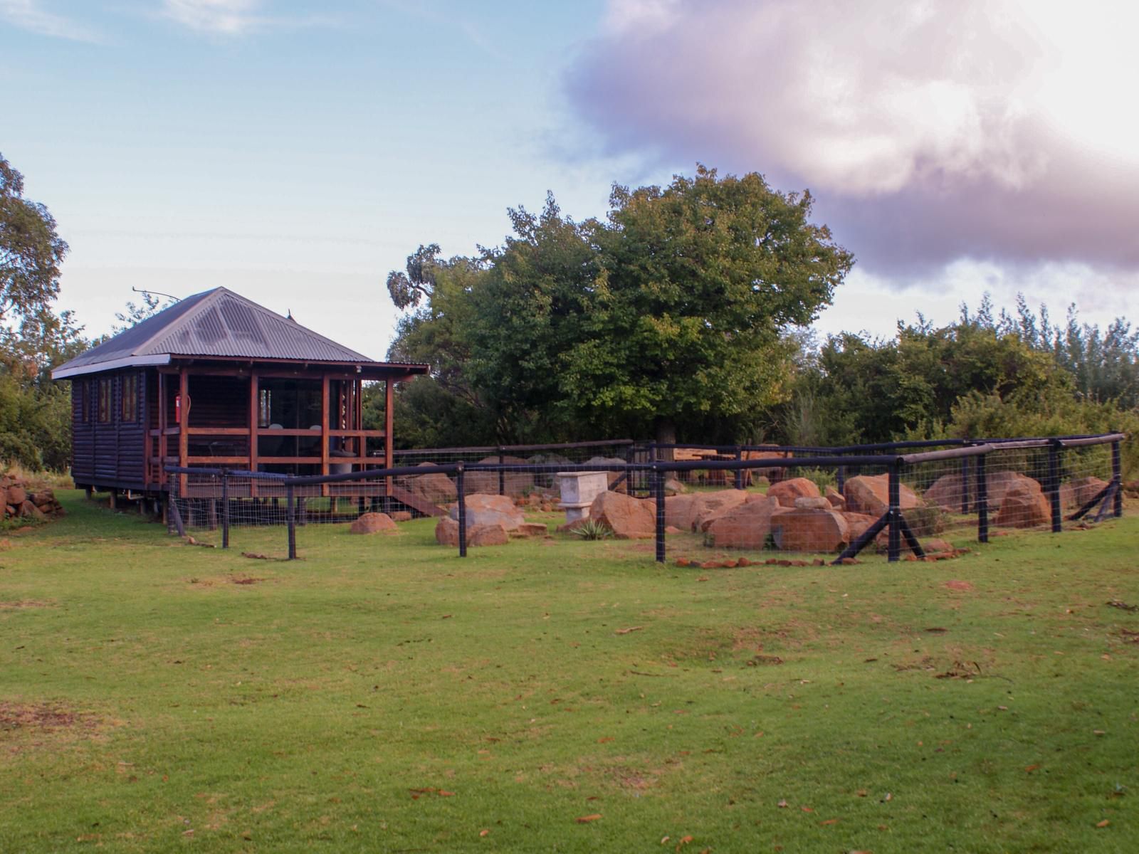 Riverman Cabin Country Lodge