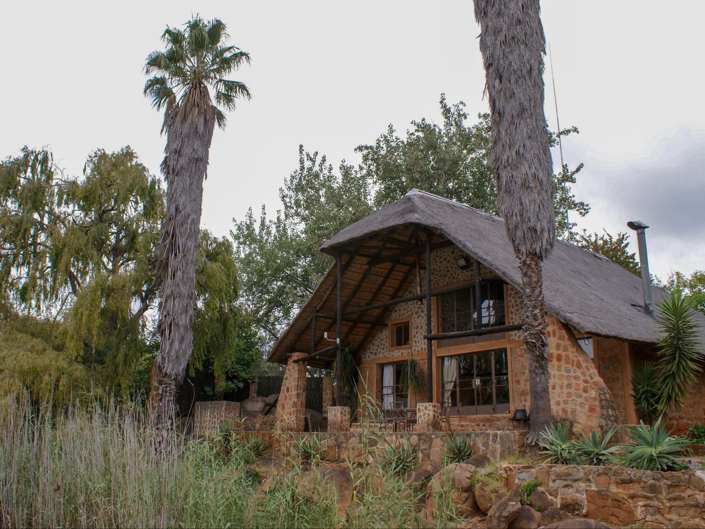 Riverman Cabin Country Lodge, Fly Inn cabin - Double, Building, Architecture