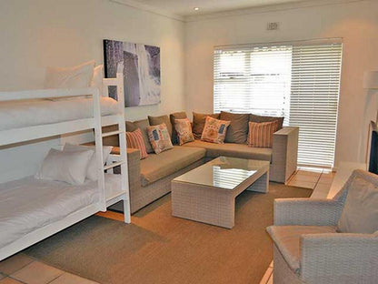 Riviera Hotel Hartenbos, 3 Bedroom Luxury Self Catering, Living Room