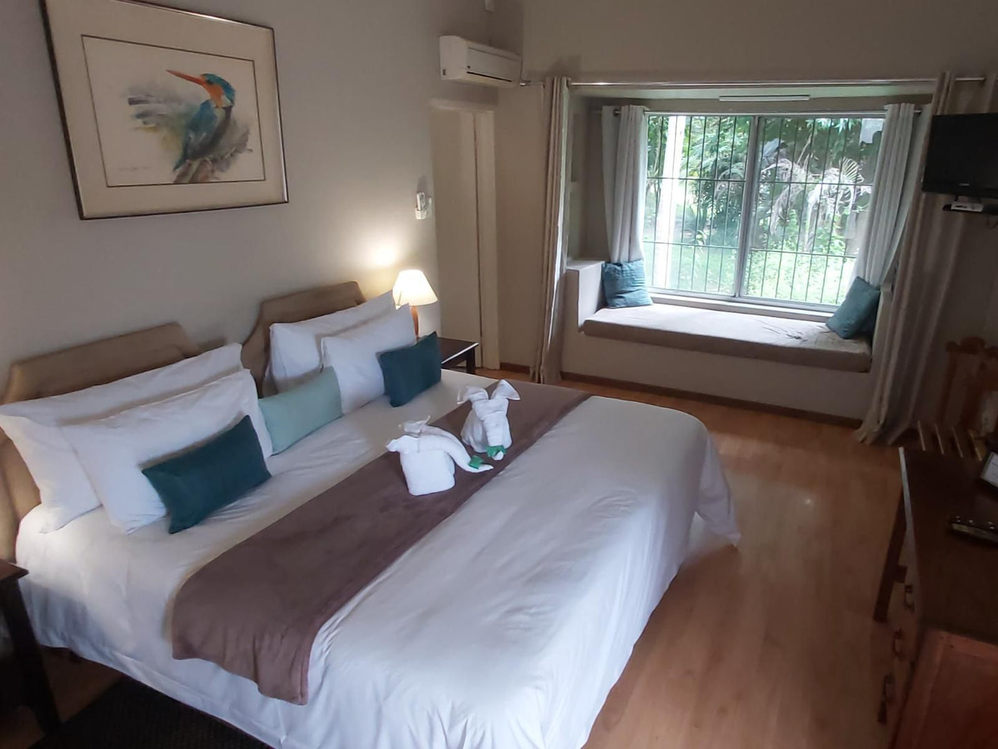 Rockview Lodge, Room 7, Bedroom