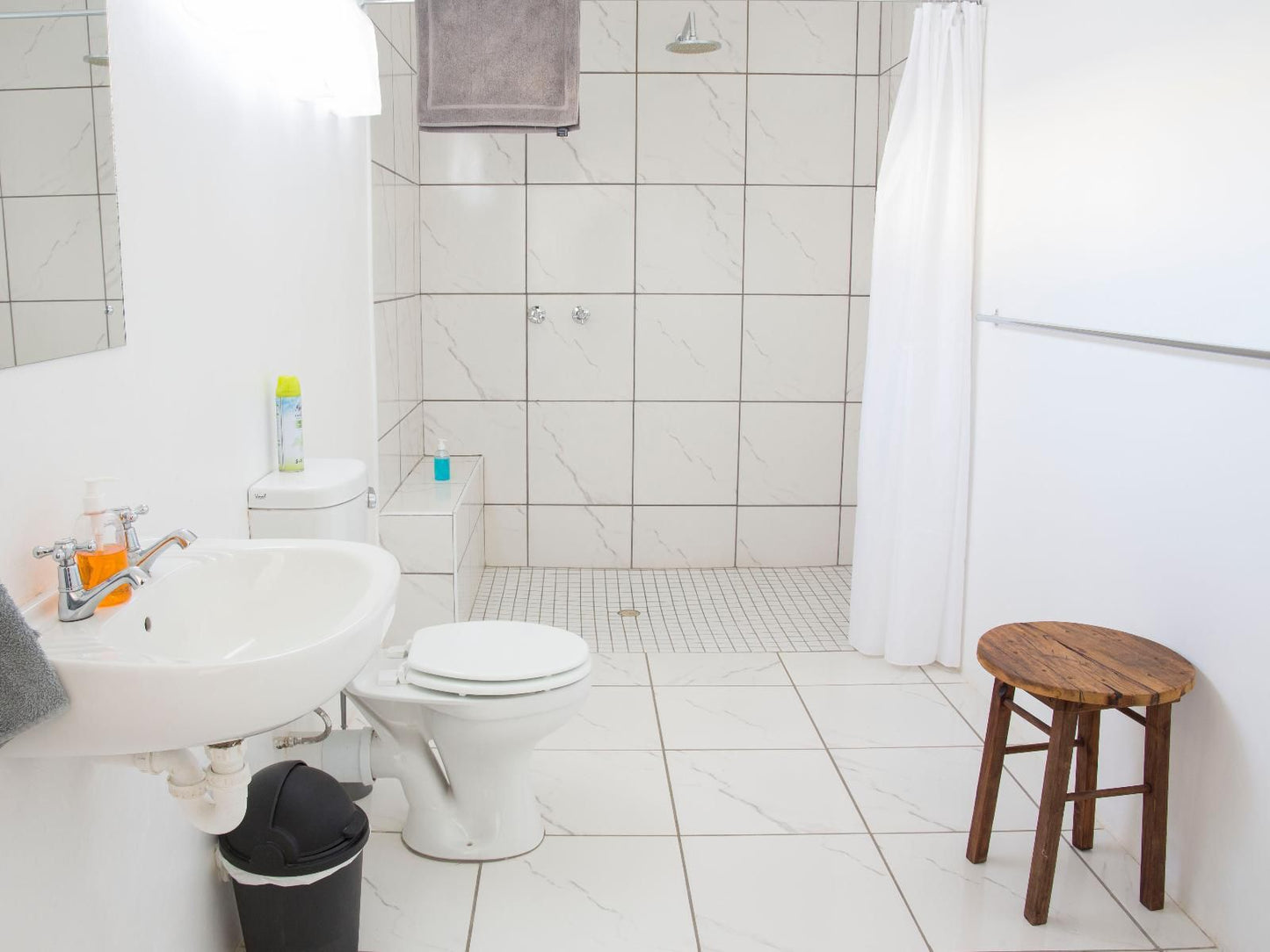 Roode Bloem Farm House Graaff Reinet Eastern Cape South Africa Unsaturated, Bright, Bathroom