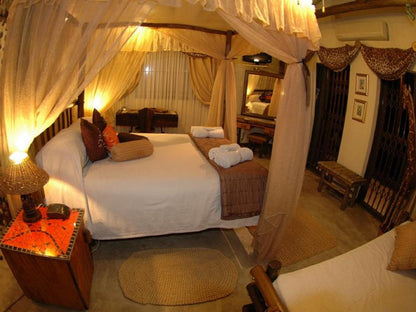 Luxury Room 1 - Giraffe @ Roosfontein Bed And Breakfast And Conference Room