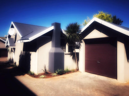 Rosedene Westdene Bloemfontein Bloemfontein Free State South Africa Complementary Colors, House, Building, Architecture, Palm Tree, Plant, Nature, Wood