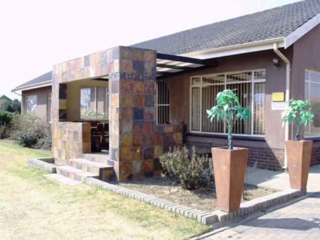 Rosto Guest House Ermelo Mpumalanga South Africa House, Building, Architecture