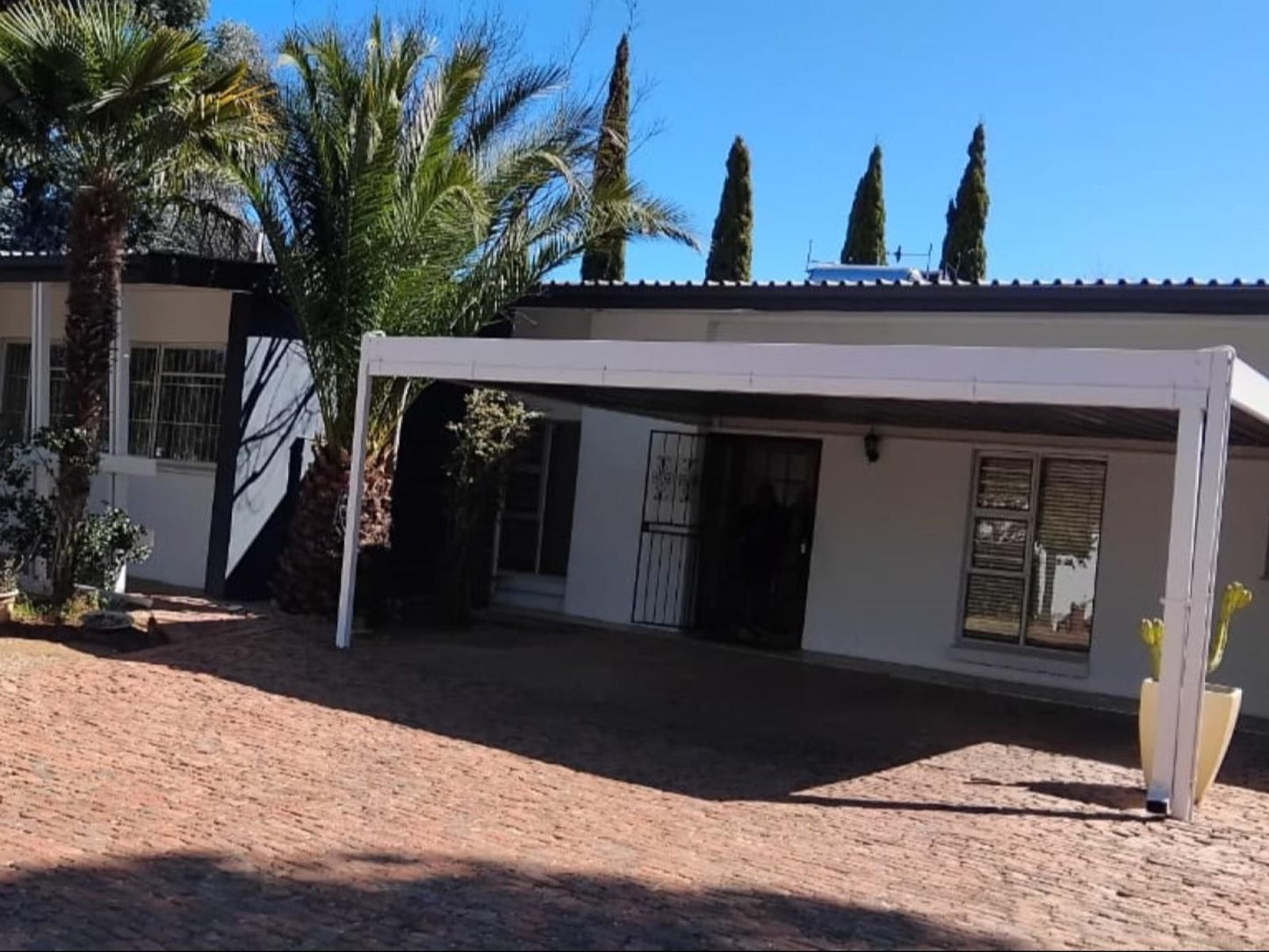 Royal Bafokeng Guest House, House, Building, Architecture, Palm Tree, Plant, Nature, Wood