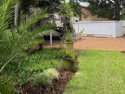 Royal Bafokeng Guest House, House, Building, Architecture, Palm Tree, Plant, Nature, Wood, Garden