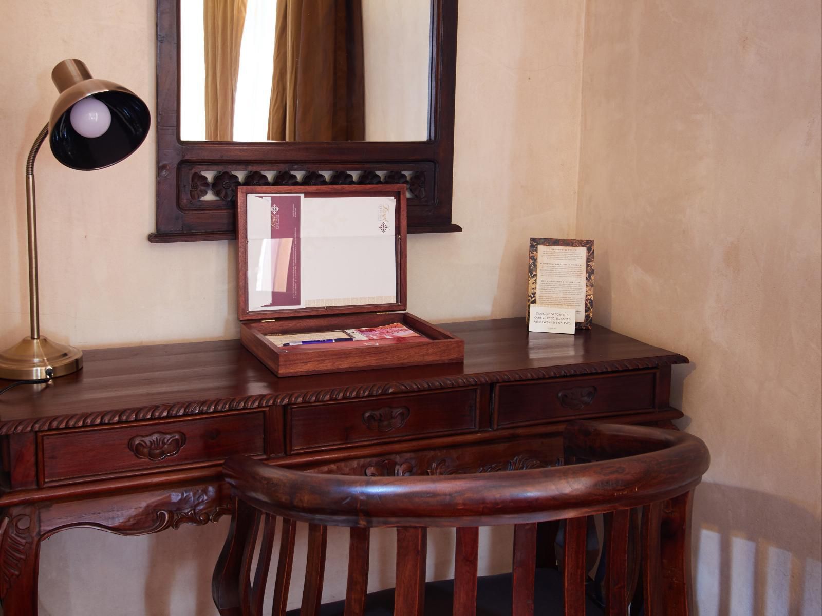 Royal Elephant Hotel & Conference Centre, Executive Suite, Picture Frame, Art