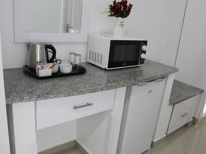 Royal Ushaka Hotel Morningside Morningside Durban Kwazulu Natal South Africa Colorless, Kitchen