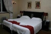 Twin Room @ Royal Country Inn