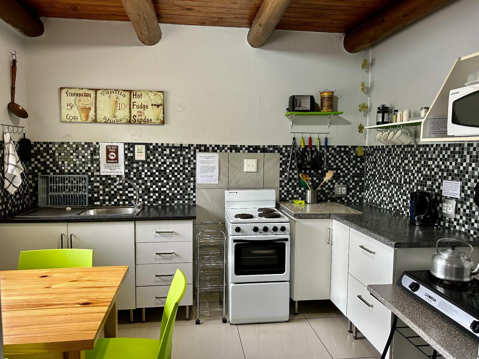Sabie Self Catering Apartments Sabie Mpumalanga South Africa Kitchen