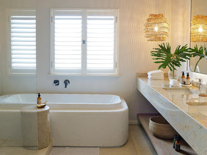 Sala Beach House, Ocean View Room, Bathroom