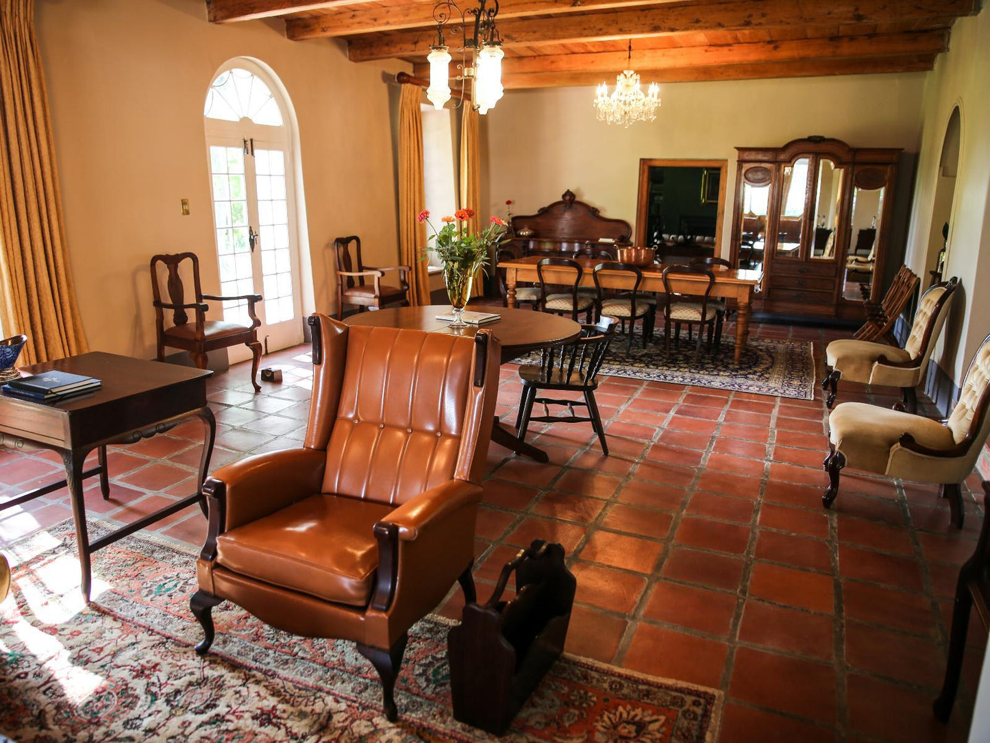 Cape Dutch Manor House @ San Gabriel Historic Guest Farm