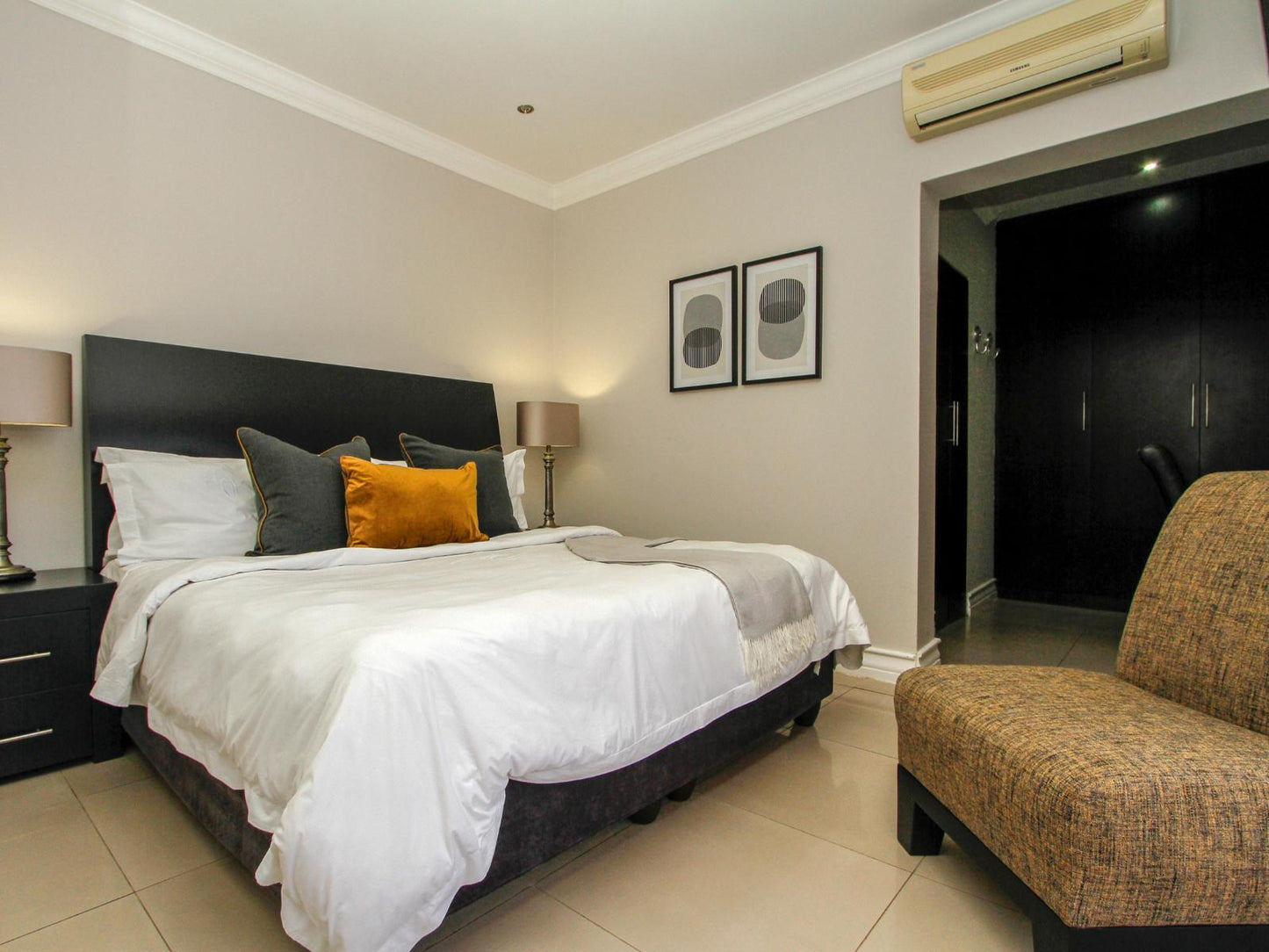 Deluxe Room @ Sanchia Luxury Guesthouse