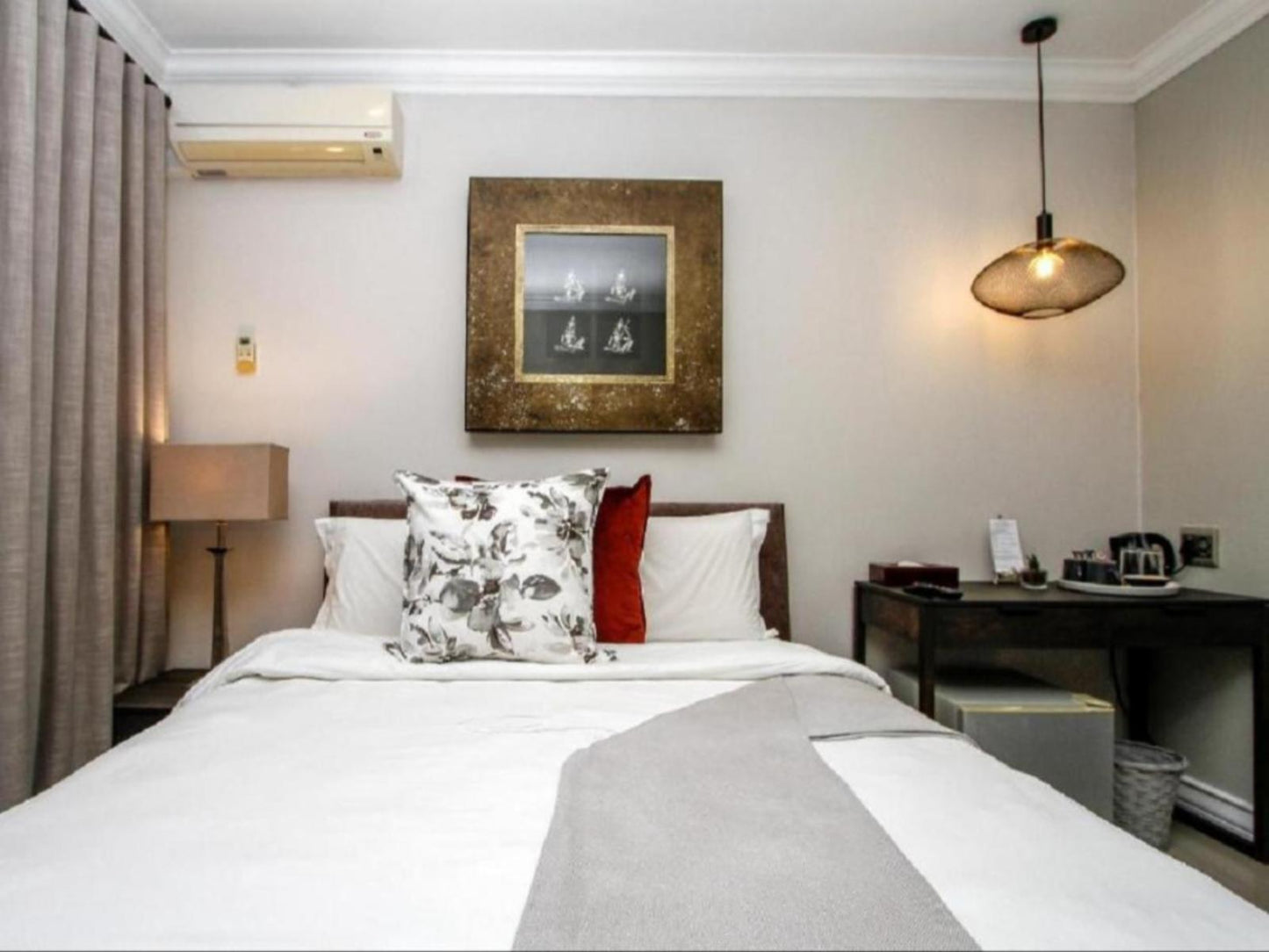 Standard Room @ Sanchia Luxury Guesthouse
