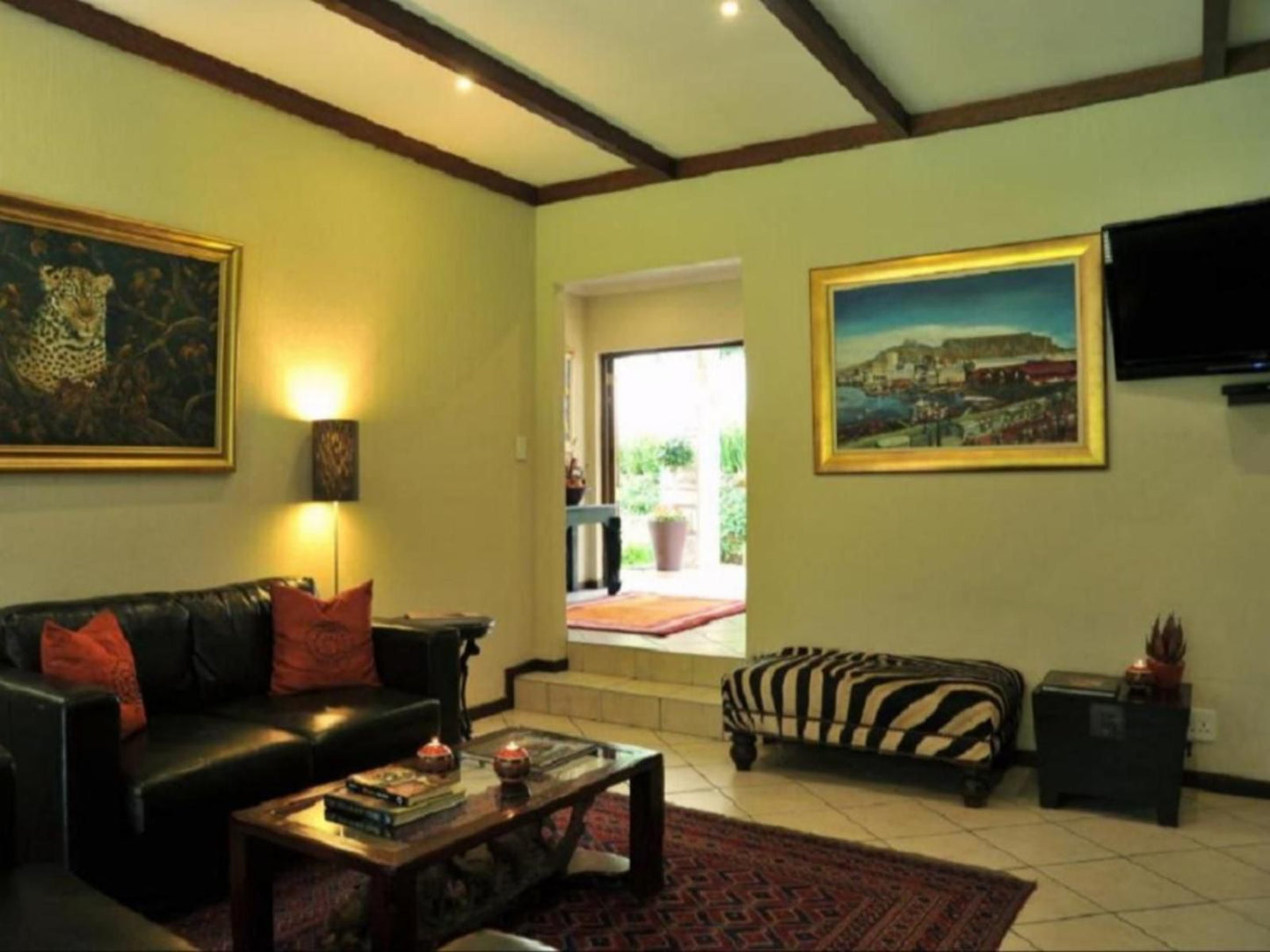 Sand River Guest House, Living Room