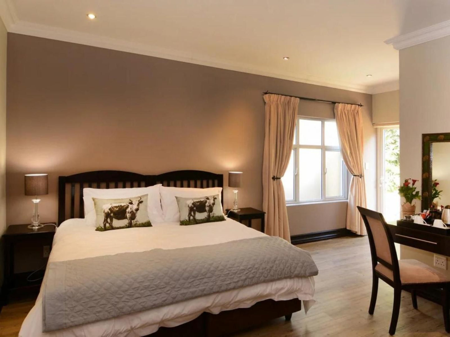 Sandown Guest House, Superior King/Twin Room (Ground Floor), Sepia Tones, Bedroom