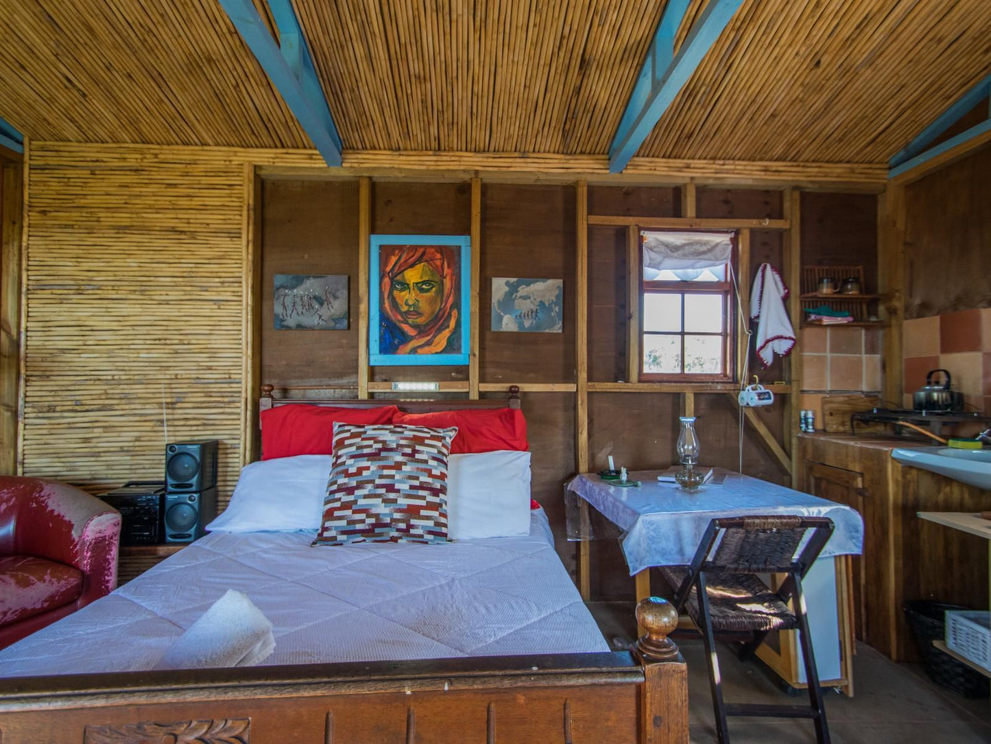 Sandpiper Cottages, Standard Eco-friendly Cottage- Pondokkie, Face, Person, One Face, Bedroom, Frontal Face, Female, Adult, Eyes Open