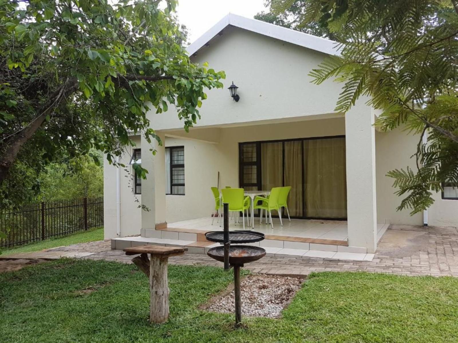 Sand River Cottages Hazyview Mpumalanga South Africa House, Building, Architecture, Palm Tree, Plant, Nature, Wood