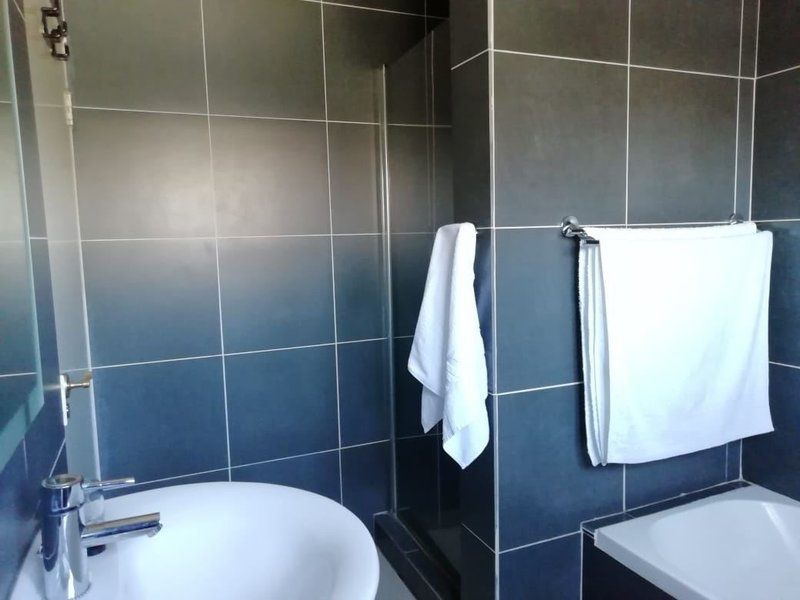 Sandton Executive Apartments Morningside Jhb Johannesburg Gauteng South Africa Bathroom