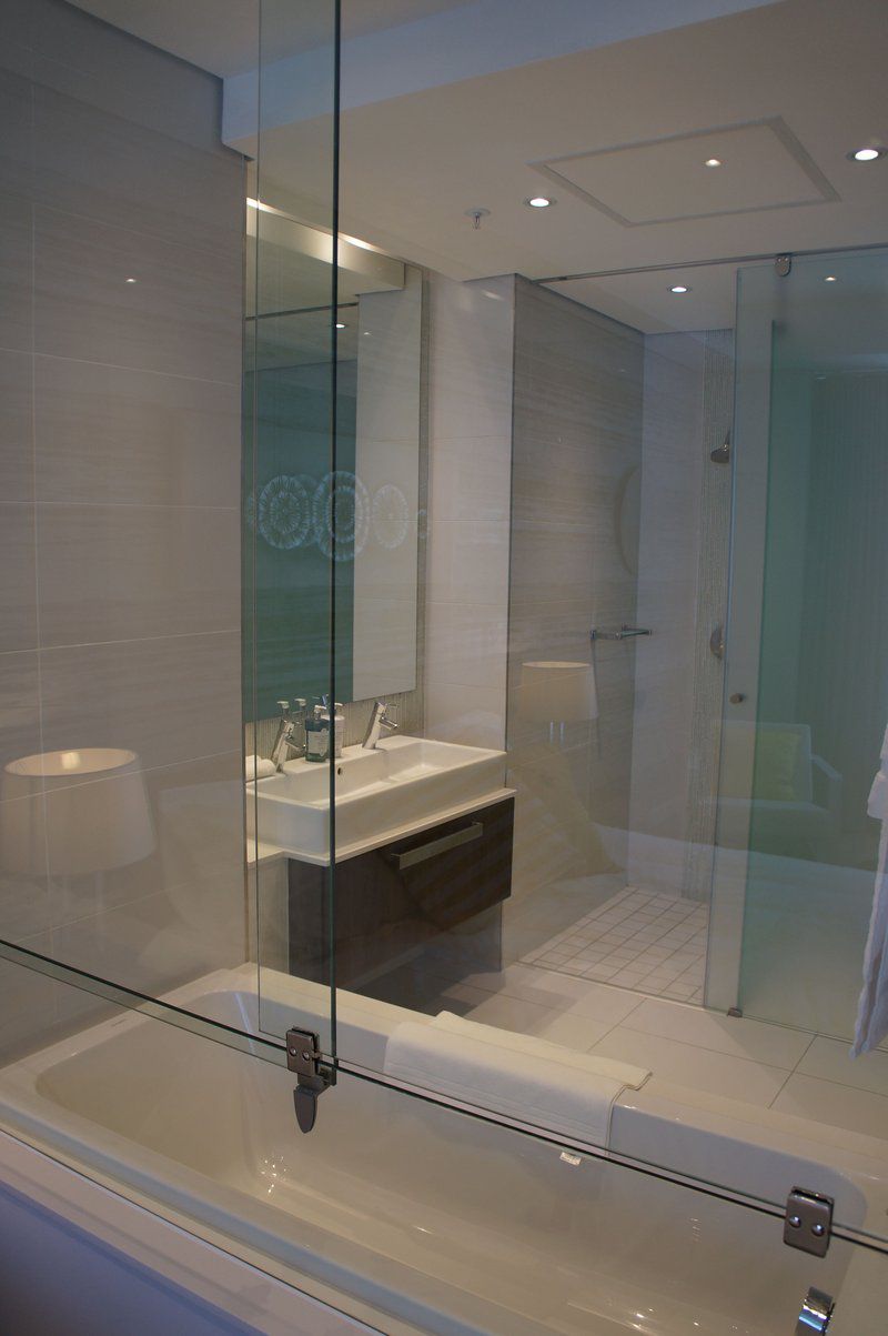 Sandton Luxury Studio Apartment Sandton Johannesburg Gauteng South Africa Unsaturated, Bathroom