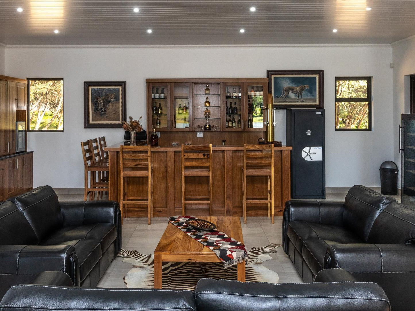 Sandune Game Lodge, Living Room