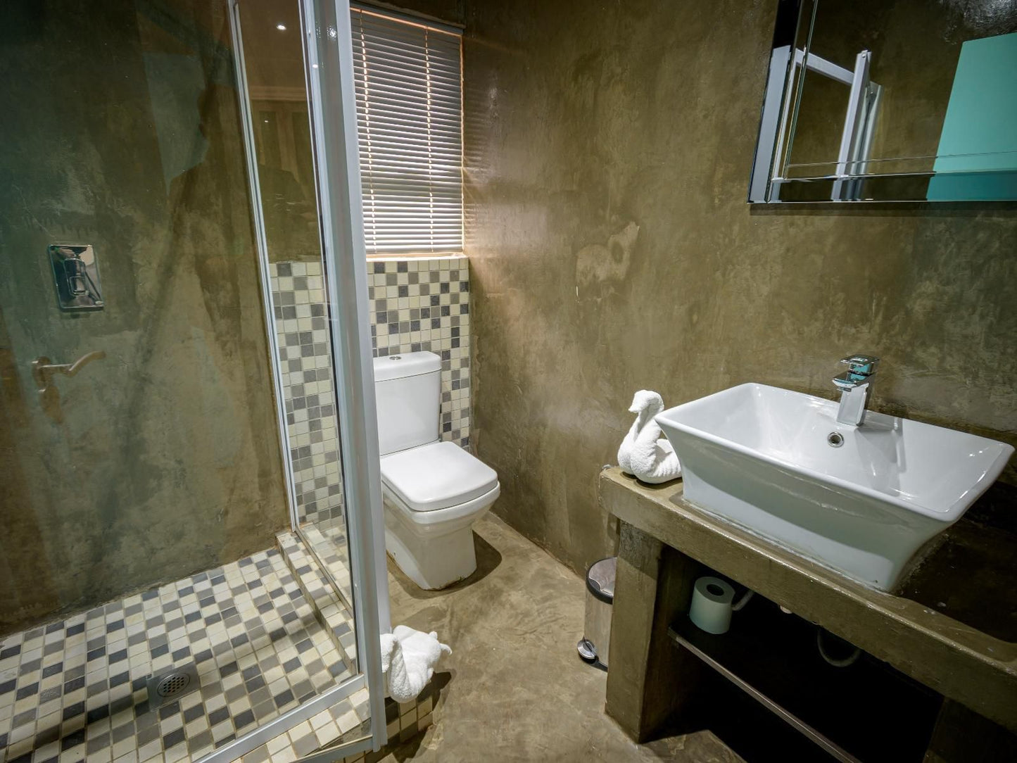 Sangiro Lodge Tredenham Hill Bloemfontein Free State South Africa Bathroom