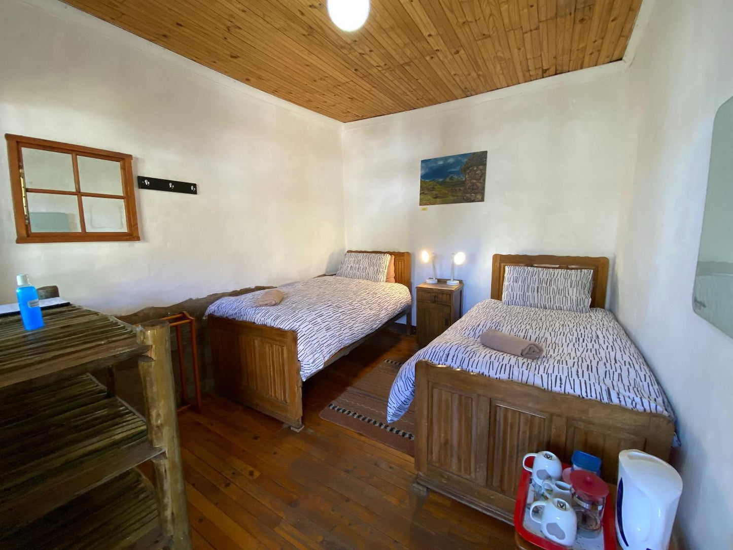 Sani Lodge & Cottages, Rondavel Garden View Francolin, Bedroom